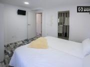 Apartamento de 2 dormitorios en alquiler en Camins Al...