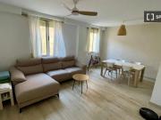 Piso de 2 habitaciones en alquiler en Les Tendetes, Valencia
