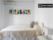 Apartamento de 2 dormitorios en alquiler en Centro, Sevilla