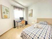 Apartamento de 2 dormitorios en alquiler en Ciutat...