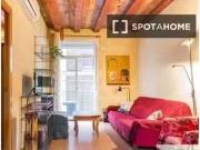 Apartamento de 2 dormitorios en alquiler en El Raval,...