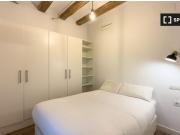 Apartamento de 2 dormitorios en alquiler en El Raval,...