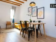 Apartamento de 2 dormitorios en alquiler en El Raval,...