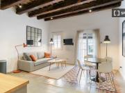 Apartamento de 2 dormitorios en alquiler en El Raval,...