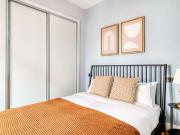 Apartamento de 2 dormitorios en alquiler en Embajadores,...