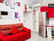 Apartamento de 2 dormitorios en alquiler en Embajadores,...