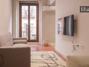 Apartamento de 2 dormitorios en alquiler en Embajadores,...