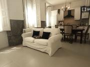 Apartamento de 2 dormitorios en alquiler en Embajadores,...