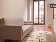 Apartamento de 2 dormitorios en alquiler en Embajadores,...