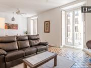 Apartamento de 2 dormitorios en alquiler en Sol, Madrid