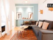 Piso de 2 habitaciones en alquiler en Embajadores, Madrid