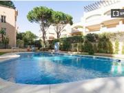 Apartamento de 2 dormitorios en alquiler en Marbella