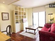 Apartamento de 2 dormitorios en alquiler en Salamanca,...