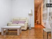 Piso de 2 habitaciones en alquiler en Embajadores, Madrid