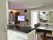 Apartamento de 2 dormitórios sendo 1 suíte, 2 banheiros,...