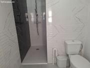 Apartamento de 2 dormitorios y 2 baños completamente...
