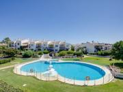 Apartamento de 2 habitaciones en venta en El Paraiso, Malaga