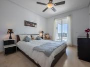 Apartamento de 2 habitaciones en venta en Elviria, Malaga