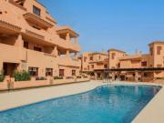 Apartamento de 2 habitaciones en venta en Estepona, Malaga