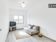 Apartamento de 2 quartos para alugar em Sacavém, Lisboa Apartamento de 2 quartos para alugar em Sacavém, Lisboa