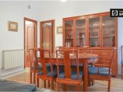 Apartamento de 3 dormitorios con balcón en alquiler en...