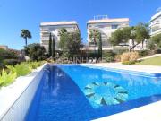 Apartamento de 3 dormitorios con piscina comunitaria en...