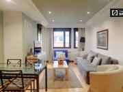 Apartamento de 3 dormitorios con terraza en alquiler en...