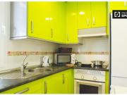 Apartamento de 3 dormitorios con terraza privada en...