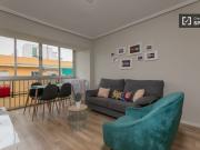 Apartamento de 3 dormitorios en alquiler en Aiora, Valencia