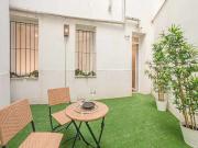 Apartamento de 3 dormitorios en alquiler en Almagro, Madrid