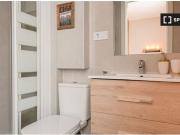 Apartamento de 3 dormitorios en alquiler en Castellana,...