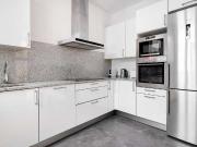 Apartamento de 2 dormitorios en alquiler en Cortes, Madrid
