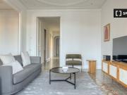 Apartamento de 3 dormitorios en alquiler en el Eixample,...