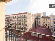 Apartamento de 3 dormitorios en alquiler en El Raval