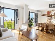 Apartamento de 3 dormitorios en alquiler en Embajadores,...