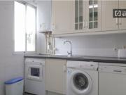 Apartamento de 3 dormitorios en alquiler en Malasaña, Madrid