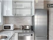Apartamento de 3 dormitorios en alquiler en Sarrià Sant...