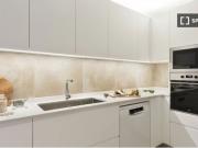 Apartamento de 3 dormitorios en alquiler en Sarrià Sant...