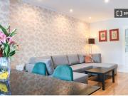 Apartamento de 3 dormitorios en alquiler en Tetuán