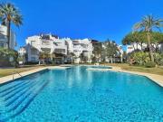 Apartamento de 3 dormitorios en planta intermedia con...