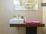 Apartamento de 3 habitaciones en alquiler en Cortes, se...