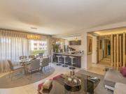 Apartamento de 3 habitaciones en venta en Marbella, Malaga