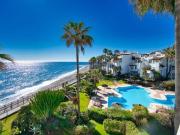 Apartamento de 3 habitaciones en venta en Puerto Banus,...