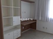 Apartamento de 3 quartos com 2 vagas e armários à...