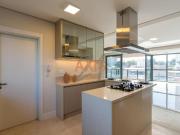 Apartamento de 3 Quartos no Edifício Weiss de Cast