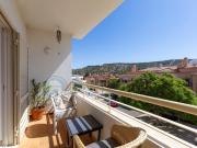 Apartamento de 3 quartos no último andar a uma curta...