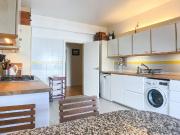 Apartamento de 3 quartos para alugar em Algés, Lisboa