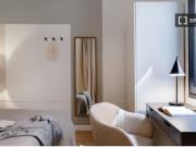 Apartamento de 4 dormitorios en alquiler en Pacífico