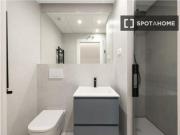 Apartamento de 4 habitaciones en alquiler en Jerónimos,...