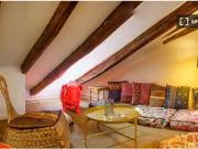 Apartamento de 4 habitaciones en alquiler en Universidad